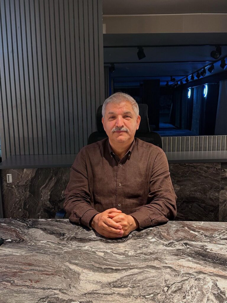 Gülbahar SÜNGÜ – Diyanet-Sen Adıyaman Şube Başkanı Emin Çil’den Mevlid Kandili vesilesiyle mesaj yayımladı. Çil, Mevlid Kandili’nin bireysel açıdan manevi değerine işaret ederek, “Mevlid Kandili ve diğer mübarek gün ve gecele