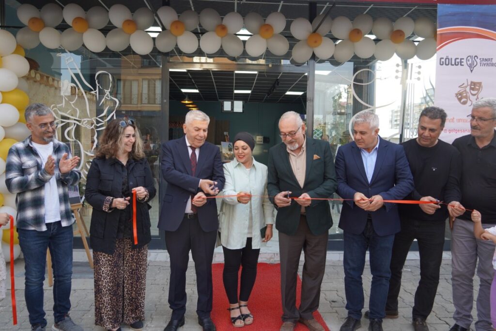 Adıyaman’da sanata yeni bir soluk: ‘Gölge Sanat Akademisi’ açıldı