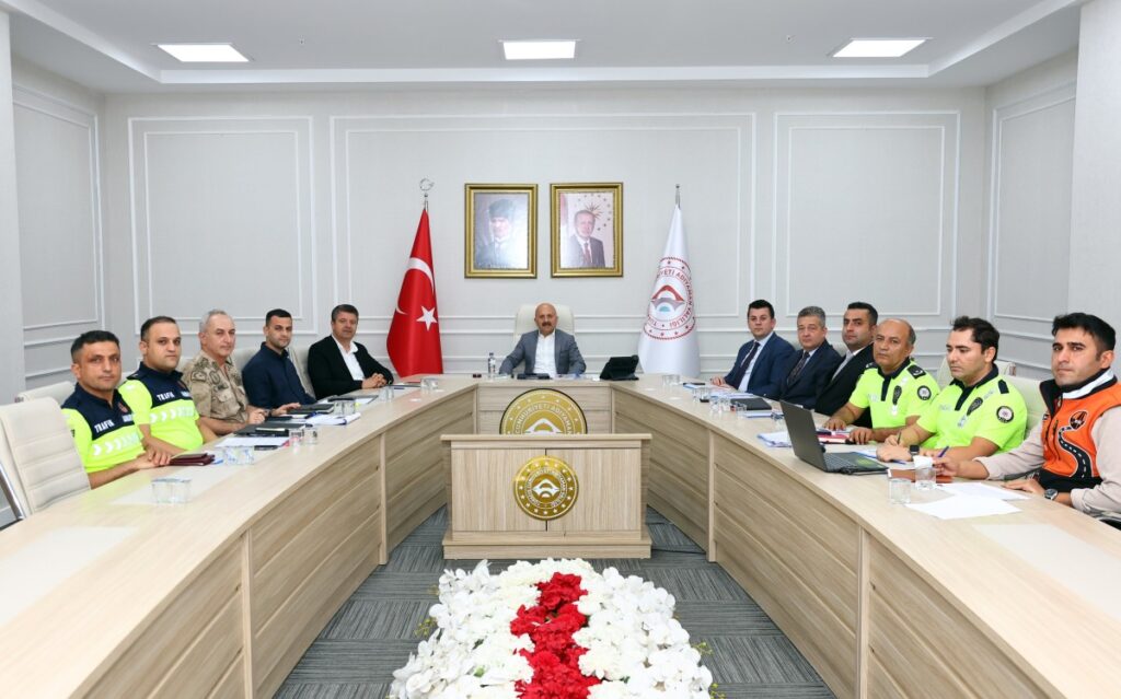 Adıyaman’da “sıfır can kaybı” hedefiyle trafik güvenliği değerlendirildi