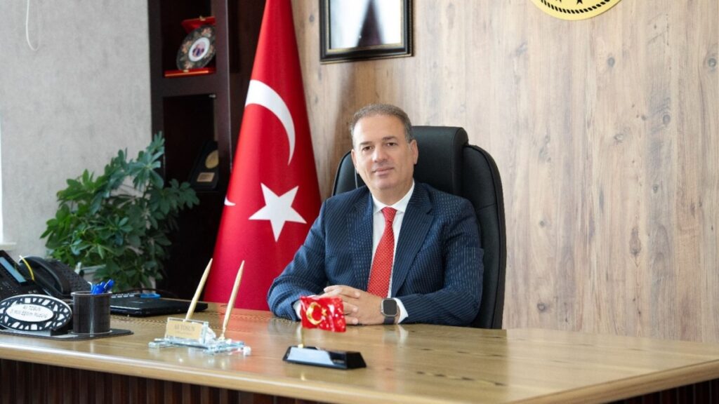 İl Milli Eğitim Müdürü Tosun: ‘Cumhuriyet, milletimizin yeniden doğuşunun simgesidir’