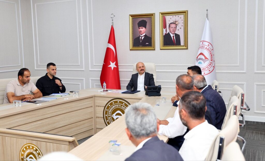 Vali Osman Varol, köylerdeki ihtiyaçları görüşmek için toplantı yaptı