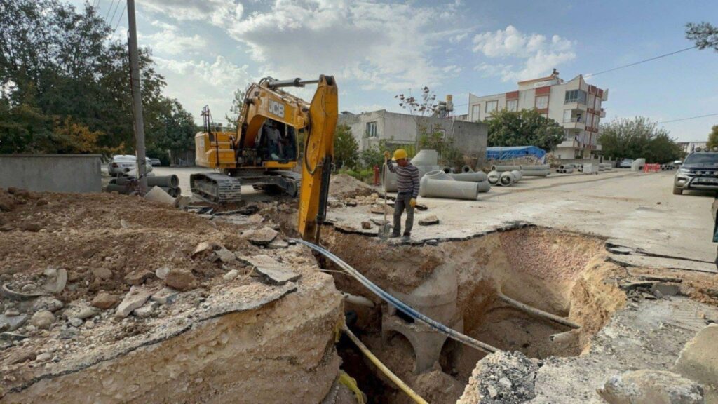 Adıyaman’da altyapı, üstyapı ve temizlik çalışmaları eş zamanlı yürütülüyor