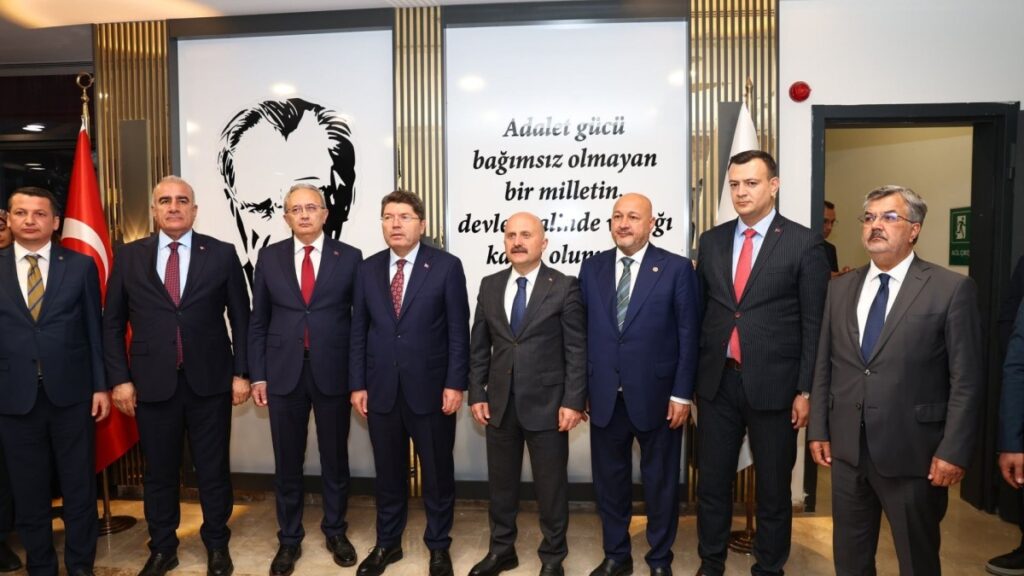 Bakan Tunç Adıyaman’dan duyurdu: ‘Deprem bölgesinde yargıyı güçlendiriyoruz, Terörsüz Türkiye için çalışıyoruz’
