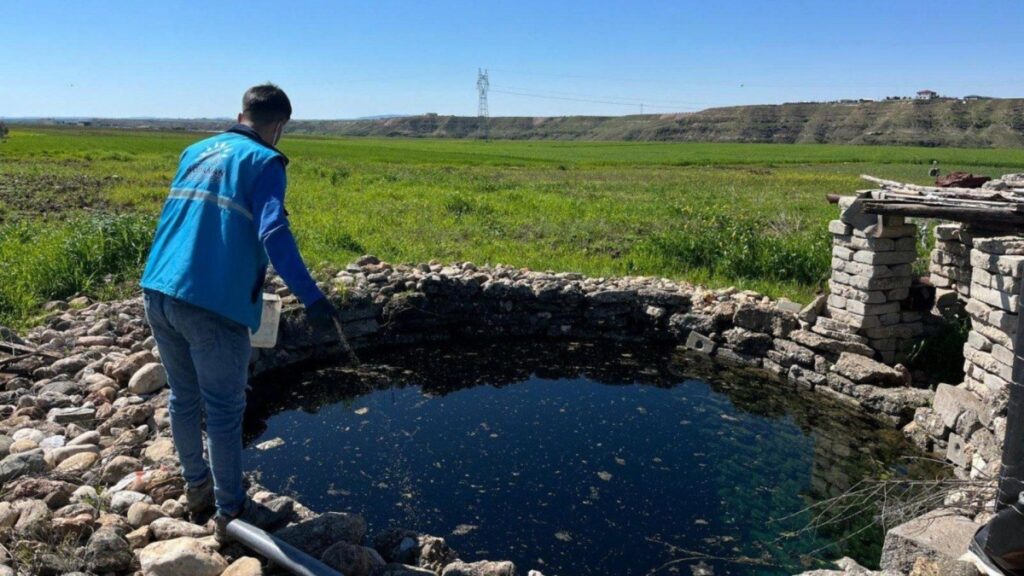Adıyaman Belediyesi yaz öncesi ilaçlama çalışmalarını yoğunlaştırdı