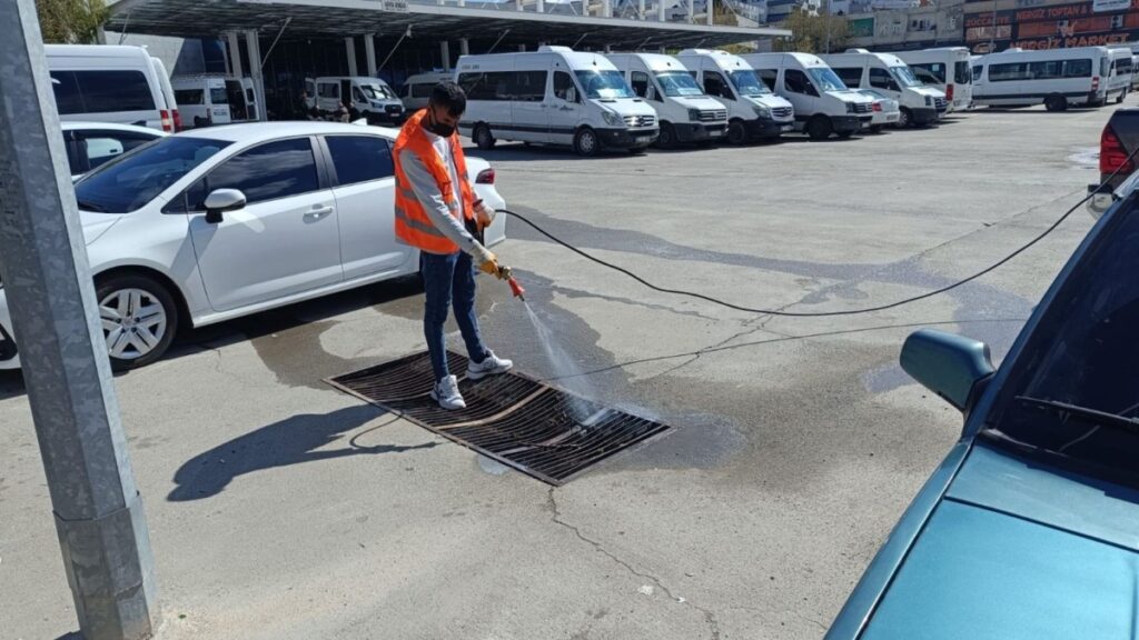Kahta’da yaz öncesi haşereyle mücadele çalışmaları yoğunlaştı